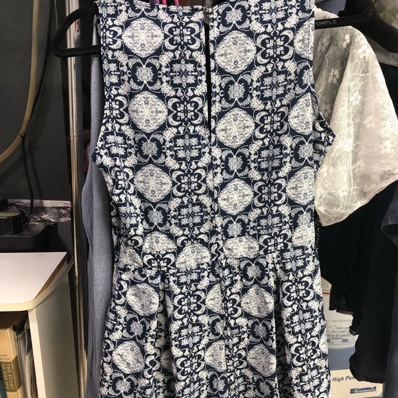 ADORABLE ROMPER! never worn - Picture 4 of 5